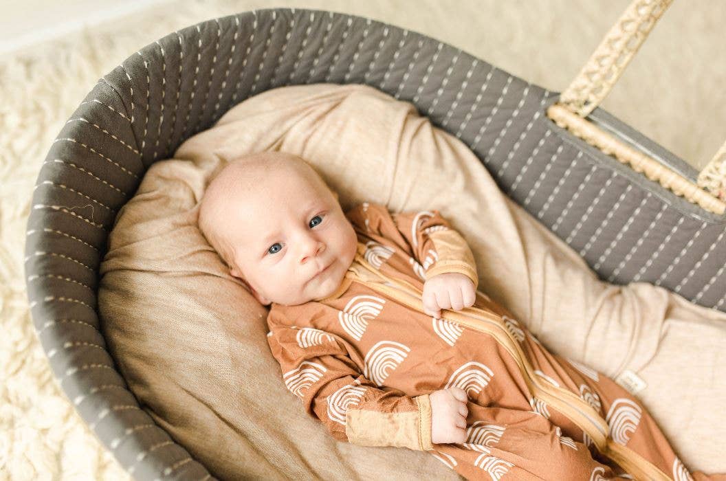 Baby Neutral Printed Bamboo Zippies - Rust w White Rainbows